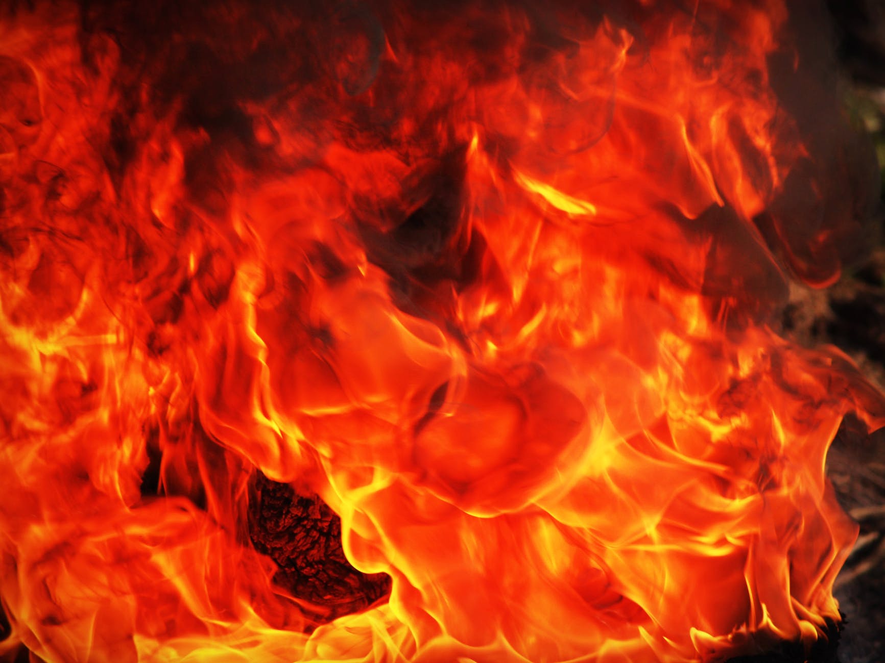orange flames wallpaper